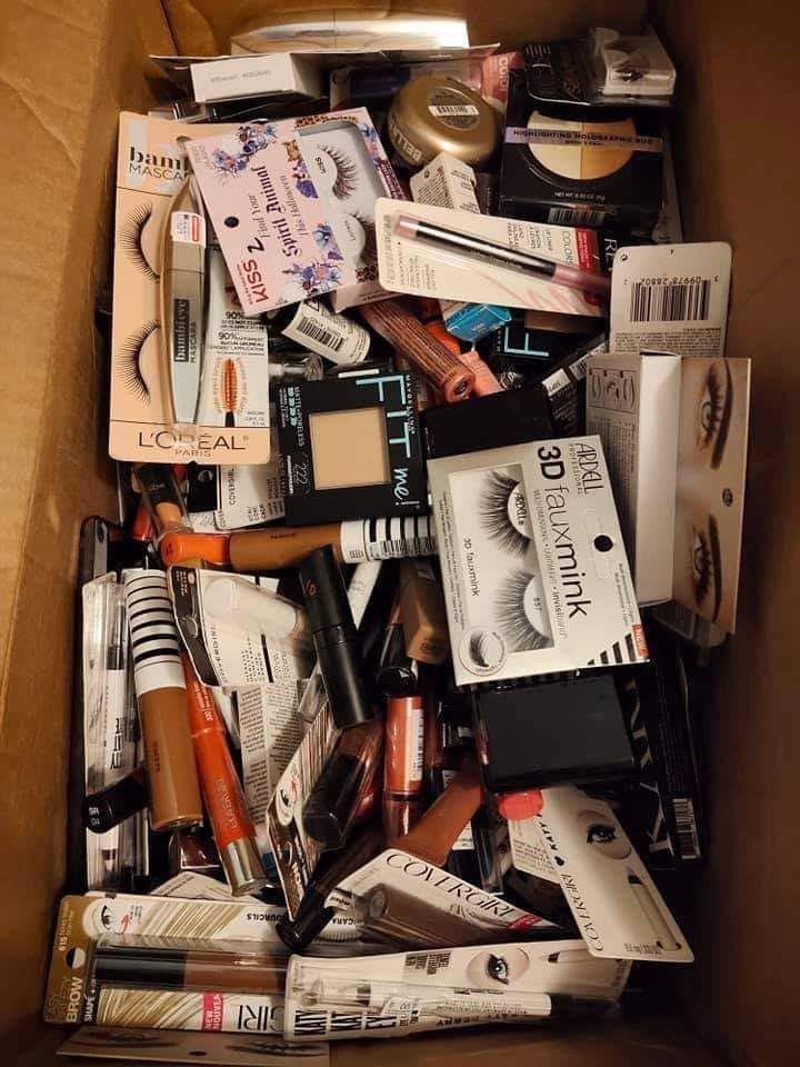 Make up pallet 500 pieces for 650$ - Image 2