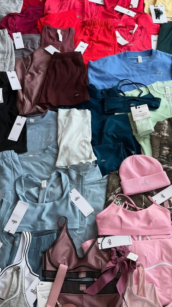 Alo Yoga Apparel Pallet (250 Pieces) - Image 3