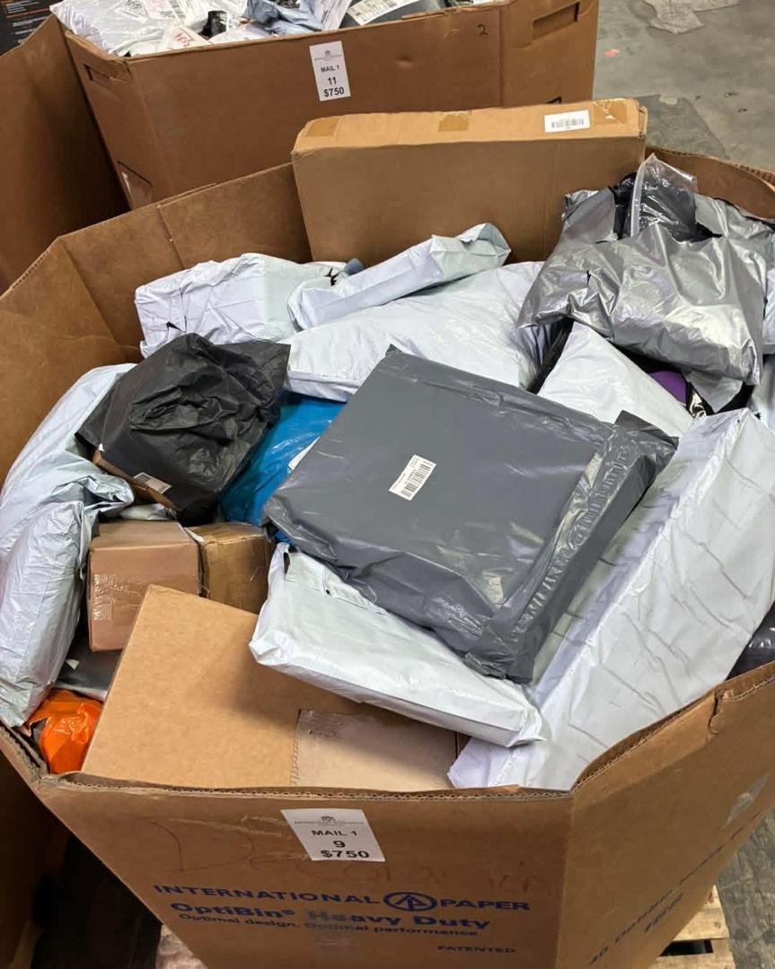 Amazon unclaimed mails π¦ $750 per pallet. - Image 2