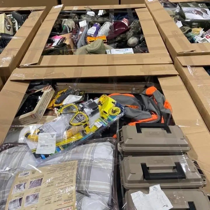 Hunting and fishing gear pallets